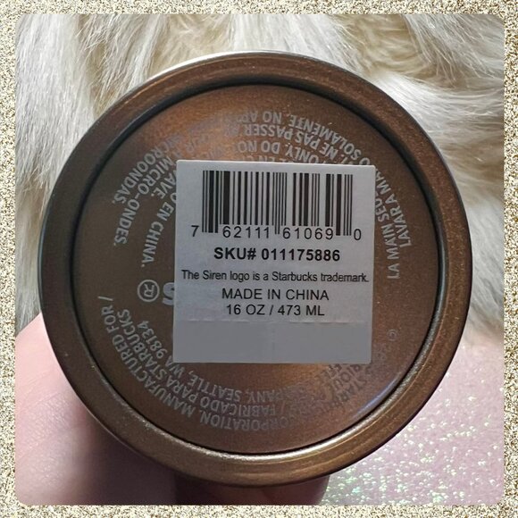 🎄✨ NWT Starbucks 2025 Holiday Glittery Silver Quilted SS 16oz Bottle Tumbler - Picture 6 of 11